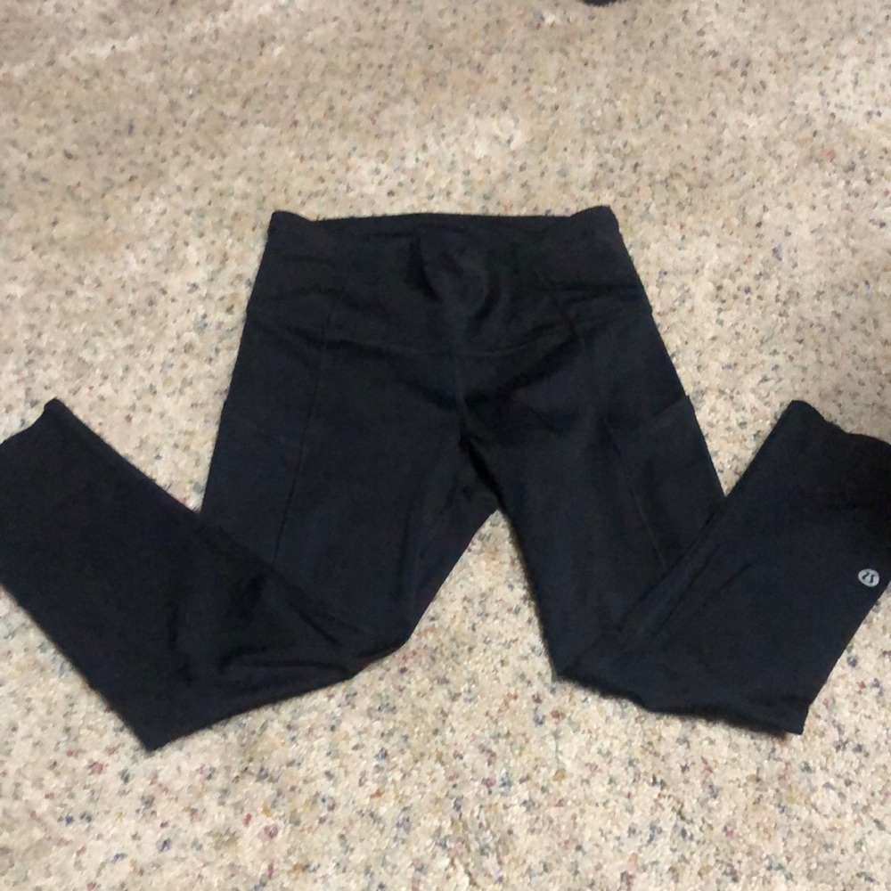 Lululemon Fast and Free Crop-19” inseam-Size 4-Black
